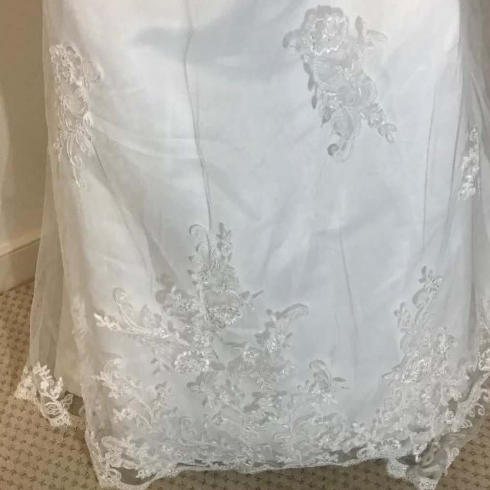 BRIDAL - Picture 6 of 8